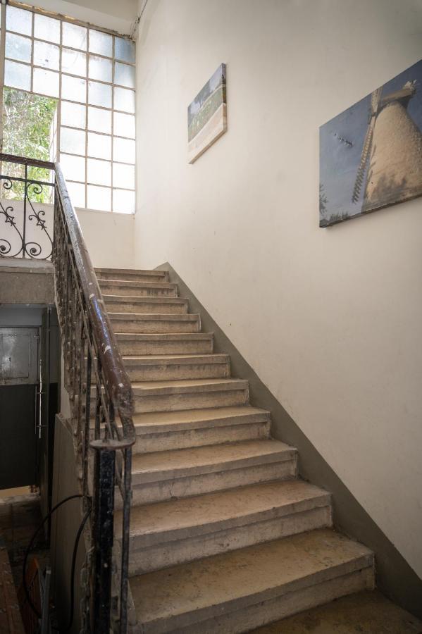 Paamonim Central Studios Jerusalem Exteriör bild